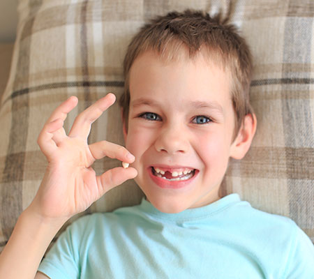 Knocked out tooth 5-5 inside