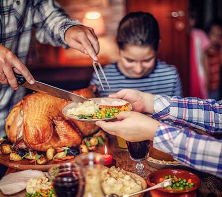 Serving turkey at thanksgiving dinner - Sleepy after turkey