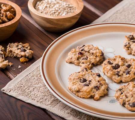 Cookies on a cooling rack - Kitchen Sink Cookies Recipe, healthy cookie recipe