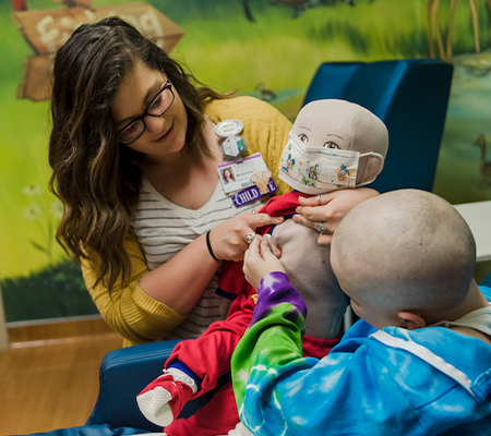 Image of child life specialist