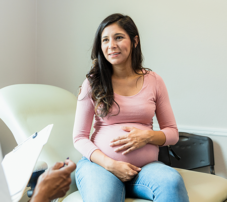 woman asking about common pregnancy complications